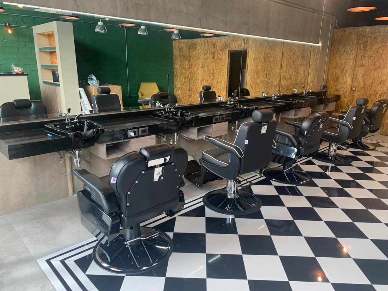 Barber Shop & Salón Toscana - 07